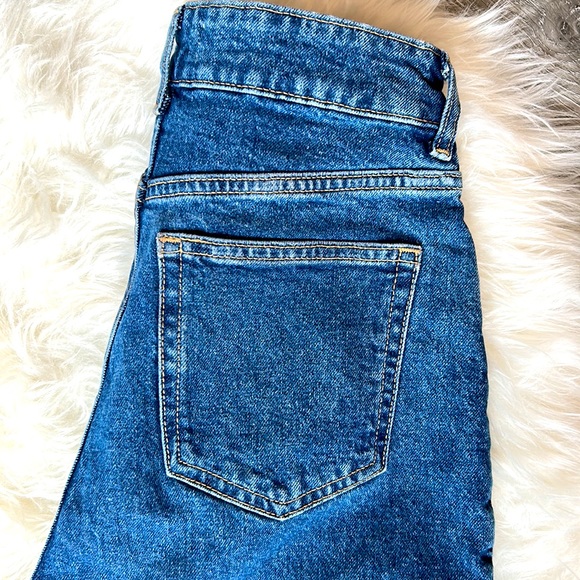 High waisted, ankle length jeans - Picture 4 of 4